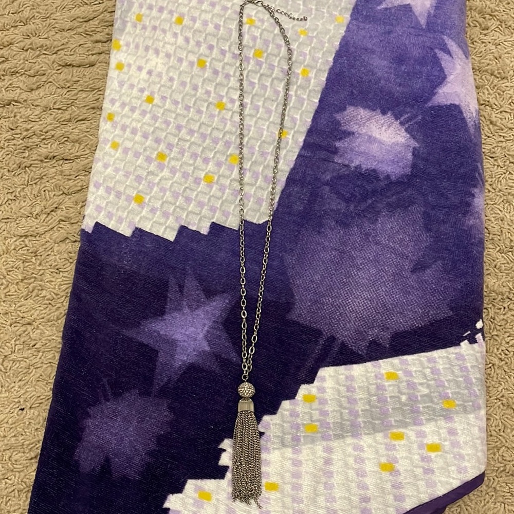 Long, chunky tassel necklace
